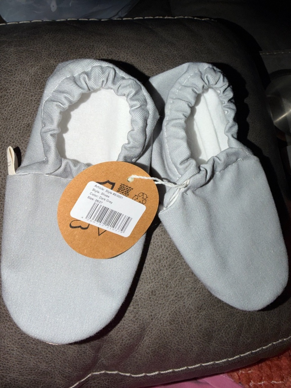 NWT Cosy Roots Toddler shoes